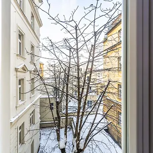 Appartamento Cozy In The Heart Of